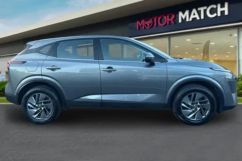 YF72JVD Nissan Qashqai 1.3 DIG-T MHEV Acenta Premium XTRON Euro 6 (s/s) 5dr Thumbnail #3