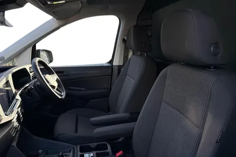 MF25JFY Volkswagen Caddy 1.5 eHybrid 150 Commerce Pro Van DSG [Tech] Thumbnail #11