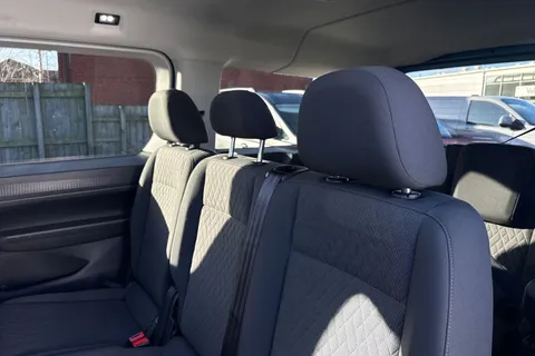 MF74OFB Volkswagen Caddy Maxi 2.0 TDI 122 Life 5dr DSG Thumbnail #14