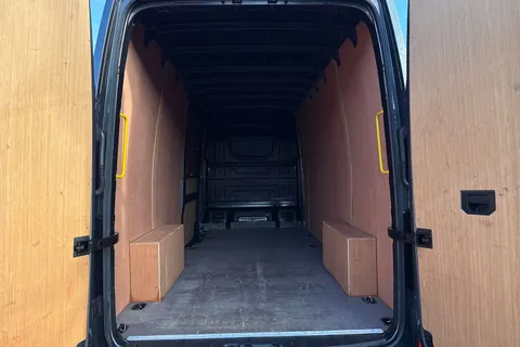 ML74VZY Volkswagen Crafter 2.0 TDI 140PS Commerce Plus High Roof Van Thumbnail #11