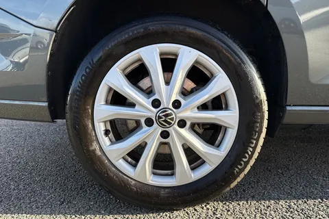 DG75CVV Volkswagen Caddy Maxi 2.0 TDI 122PS Commerce Pro Van DSG [Tech Pack] Thumbnail #10