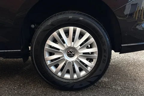 PE25VML Volkswagen Caddy 2.0 TDI 102PS Commerce Plus Van [Tech Pack] Thumbnail #11