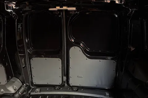 PE25VML Volkswagen Caddy 2.0 TDI 102PS Commerce Plus Van [Tech Pack] Thumbnail #18