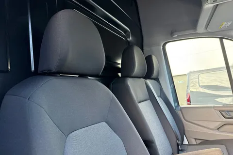 ML74VZY Volkswagen Crafter 2.0 TDI 140PS Commerce Plus High Roof Van Thumbnail #22