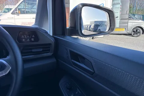 DG75CVV Volkswagen Caddy Maxi 2.0 TDI 122PS Commerce Pro Van DSG [Tech Pack] Thumbnail #20