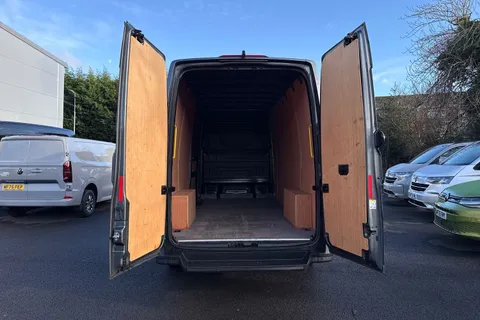 ML74VZY Volkswagen Crafter 2.0 TDI 140PS Commerce Plus High Roof Van Thumbnail #33