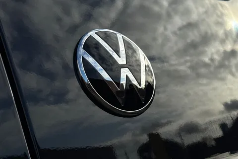 PE25VML Volkswagen Caddy 2.0 TDI 102PS Commerce Plus Van [Tech Pack] Thumbnail #35