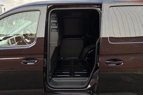 PE25VML Volkswagen Caddy 2.0 TDI 102PS Commerce Plus Van [Tech Pack] Thumbnail #49