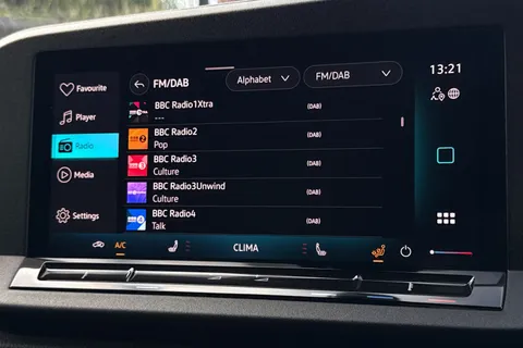 PE25VML Volkswagen Caddy 2.0 TDI 102PS Commerce Plus Van [Tech Pack] Thumbnail #55