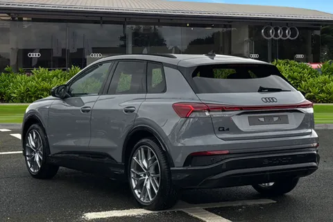  Audi Q4 e-tron 45 Black Edition Auto 5dr 82kWh Thumbnail #3