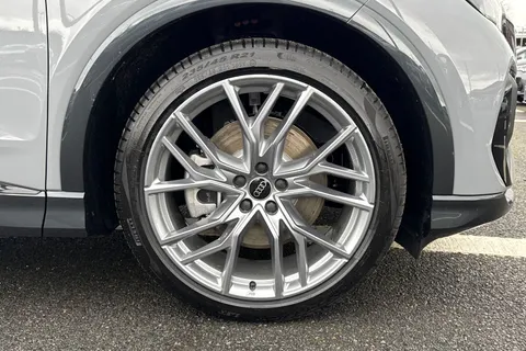  Audi Q4 e-tron 45 Black Edition Auto 5dr 82kWh Thumbnail #13