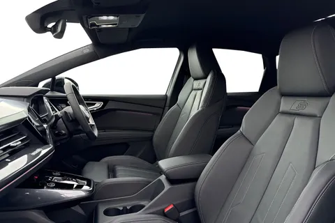  Audi Q4 e-tron 45 Black Edition Auto 5dr 82kWh Thumbnail #16