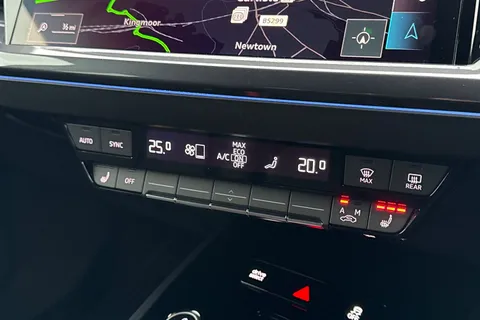  Audi Q4 e-tron 45 Black Edition Auto 5dr 82kWh Thumbnail #22