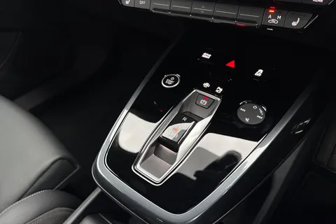 22 of 65 for Audi Q4 e-tron 45 Black Edition Auto 5dr 82kWh