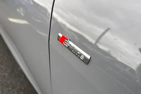  Audi Q4 e-tron 45 Black Edition Auto 5dr 82kWh Thumbnail #29