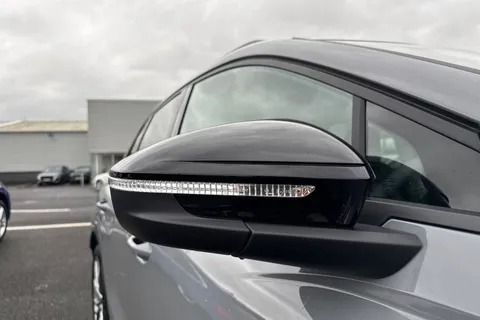 28 of 65 for Audi Q4 e-tron 45 Black Edition Auto 5dr 82kWh