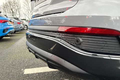  Audi Q4 e-tron 45 Black Edition Auto 5dr 82kWh Thumbnail #33