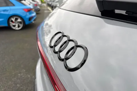 32 of 65 for Audi Q4 e-tron 45 Black Edition Auto 5dr 82kWh