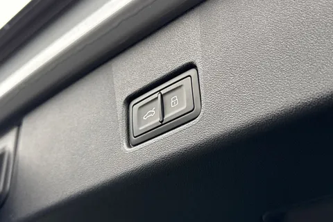  Audi Q4 e-tron 45 Black Edition Auto 5dr 82kWh Thumbnail #38