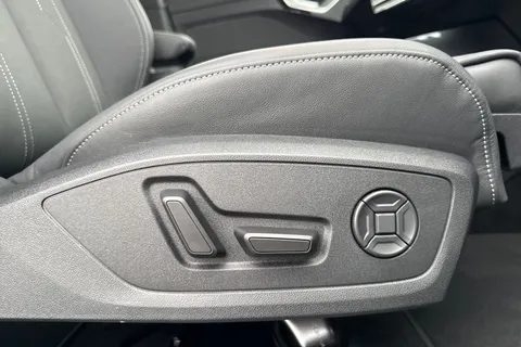 44 of 65 for Audi Q4 e-tron 45 Black Edition Auto 5dr 82kWh