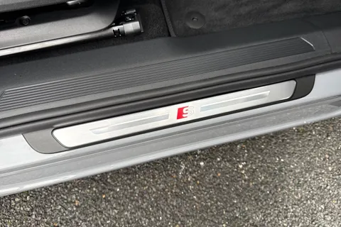 46 of 65 for Audi Q4 e-tron 45 Black Edition Auto 5dr 82kWh