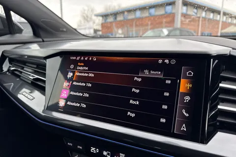  Audi Q4 e-tron 45 Black Edition Auto 5dr 82kWh Thumbnail #60