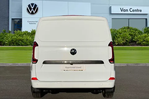 4 of 60 for VOLKSWAGEN TRANSPORTER 100kW 65kWh Commerce Pro Van Auto