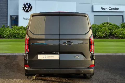 MD74DPO Ford E-Transit Custom 100kW 136PS H1 Van Limited Auto Thumbnail #4