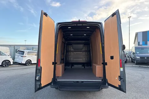 DE75XOA Volkswagen Crafter CR35 Panel van Commerce Plus MWB 140 PS 2.0 TDI 8sp DSG - LED's Thumbnail #7
