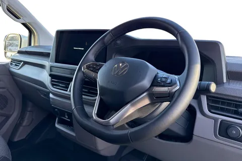 13 of 60 for VOLKSWAGEN TRANSPORTER 100kW 65kWh Commerce Pro Van Auto