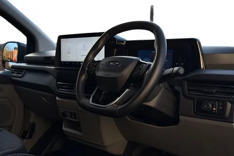 MD74DPO Ford E-Transit Custom 100kW 136PS H1 Van Limited Auto Thumbnail #14