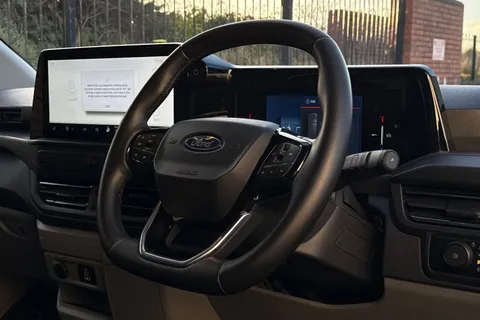 MD74DPO Ford E-Transit Custom 100kW 136PS H1 Van Limited Auto Thumbnail #18