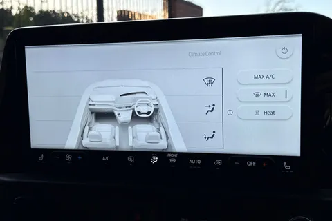 MD74DPO Ford E-Transit Custom 100kW 136PS H1 Van Limited Auto Thumbnail #22