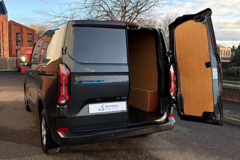 MD74DPO Ford E-Transit Custom 100kW 136PS H1 Van Limited Auto Thumbnail #42