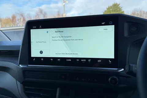 44 of 60 for VOLKSWAGEN TRANSPORTER 100kW 65kWh Commerce Pro Van Auto