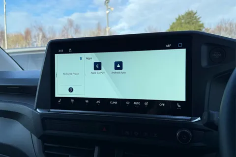 45 of 60 for VOLKSWAGEN TRANSPORTER 100kW 65kWh Commerce Pro Van Auto