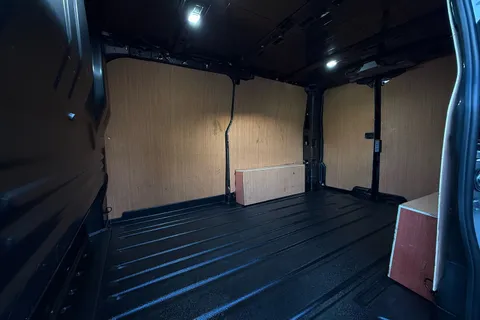 MD74DPO Ford E-Transit Custom 100kW 136PS H1 Van Limited Auto Thumbnail #49