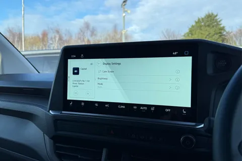 56 of 60 for VOLKSWAGEN TRANSPORTER 100kW 65kWh Commerce Pro Van Auto