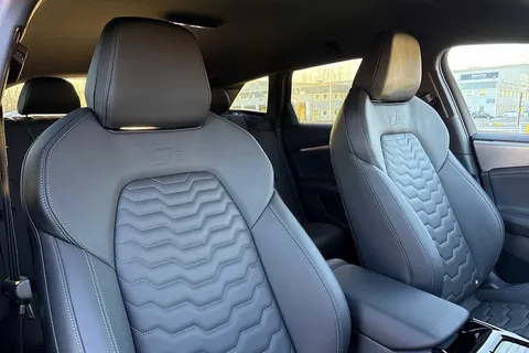 KJ25MKX Audi A6 270kW Performance 100kWh S Line 5dr Auto Thumbnail #21