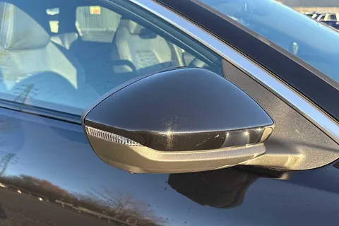 KJ25MKX Audi A6 270kW Performance 100kWh S Line 5dr Auto Thumbnail #28