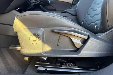 KJ25MKX Audi A6 270kW Performance 100kWh S Line 5dr Auto Thumbnail #41