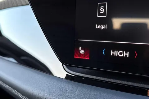 KJ25MKX Audi A6 270kW Performance 100kWh S Line 5dr Auto Thumbnail #46