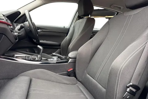 NV18USY BMW 1 Series 118i [1.5] Sport 5dr [Nav] Thumbnail #10