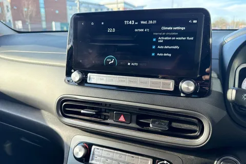 MT72CAX Hyundai Kona 150kW Premium 64kWh 5dr Auto Thumbnail #18