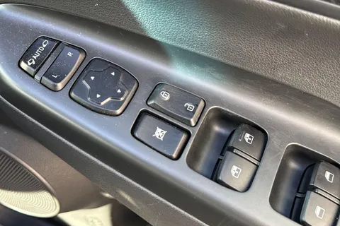 MT72CAX Hyundai Kona 150kW Premium 64kWh 5dr Auto Thumbnail #37