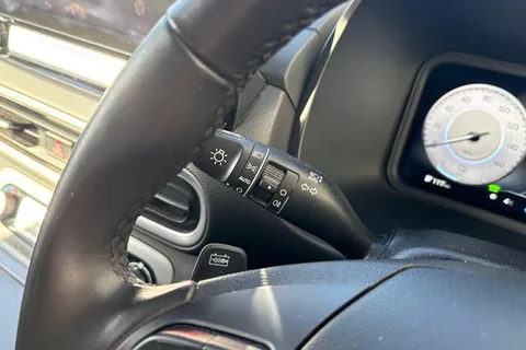 MT72CAX Hyundai Kona 150kW Premium 64kWh 5dr Auto Thumbnail #50