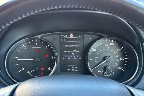 YK16BKB Nissan Qashqai 1.5 dCi Tekna 5dr Thumbnail #12