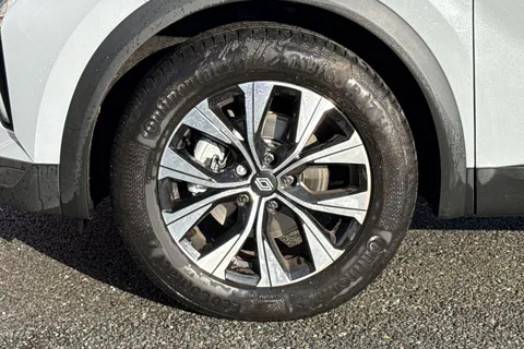 BD75XPW Renault Captur 1.8 E-Tech Full Hybrid 160 Evolution 5dr Auto Thumbnail #24