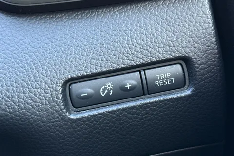 YK16BKB Nissan Qashqai 1.5 dCi Tekna 5dr Thumbnail #36