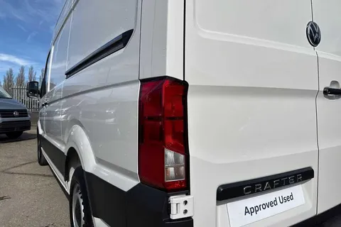 PK75UCV Volkswagen Crafter CR35 Panel van Commerce MWB 140 PS 2.0 TDI 6sp Manual FWD Thumbnail #15